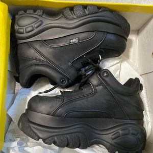 Buffalo London Platform Sneakers